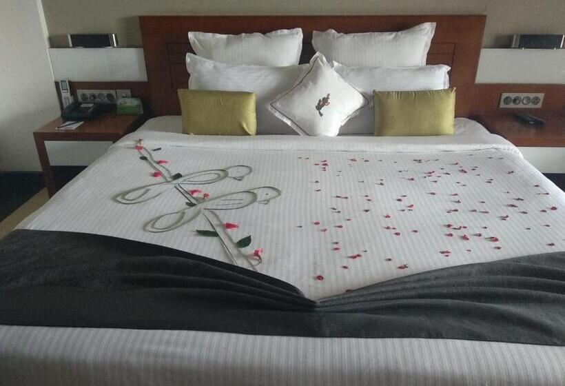 اتاق خانوادگی, Chandys Windy Woods Munnar