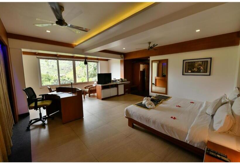 سوئیت پرزیدنت, Chandys Windy Woods Munnar