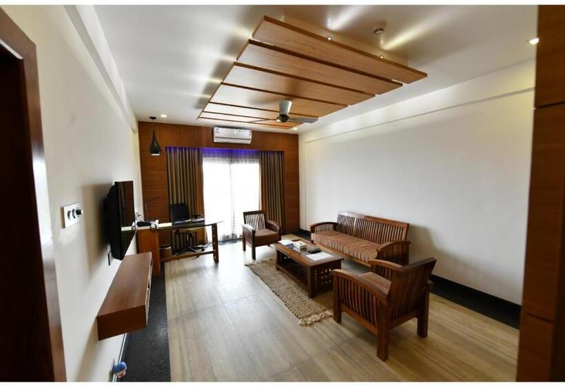 سوئیت پرزیدنت, Chandys Windy Woods Munnar