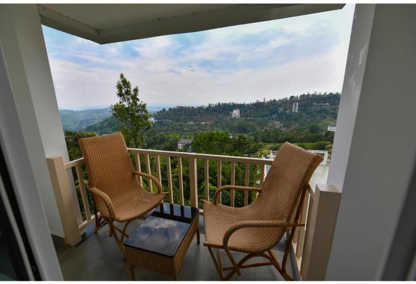 سوییت, Chandys Windy Woods Munnar