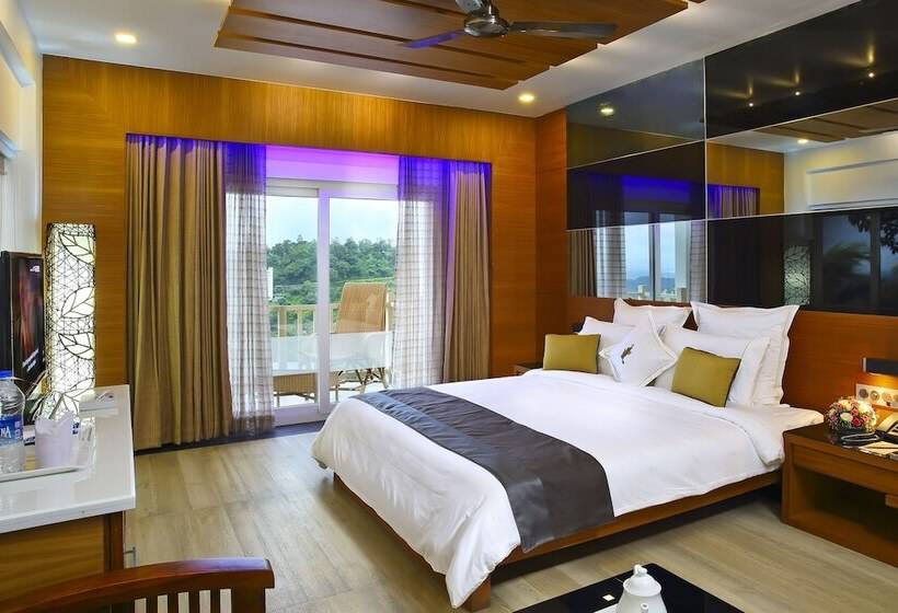 سوئیت پرزیدنت, Chandys Windy Woods Munnar