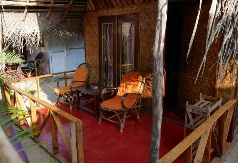 كابينة, Ducknchill Agonda