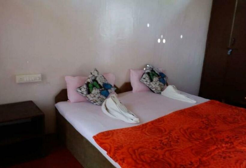 小室, Ducknchill Agonda