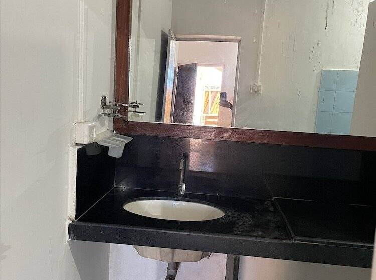 غرفة ديلوكس مطلّة علي الحديقة, Ducknchill Agonda