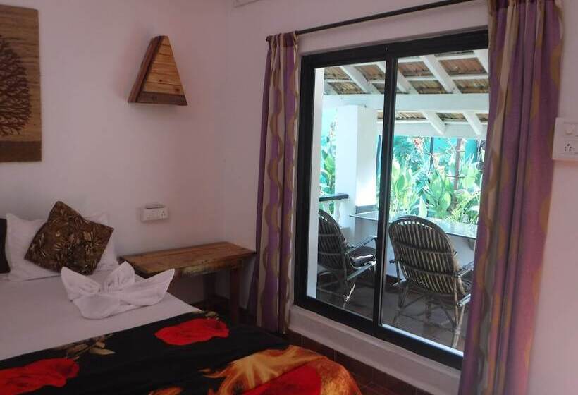 غرفة ديلوكس مطلّة علي الحديقة, Ducknchill Agonda