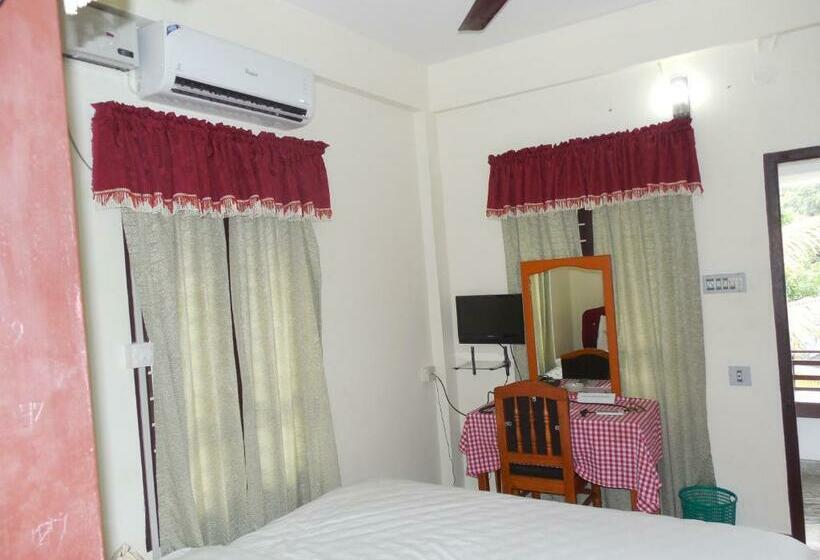 デラックスルーム, Pulari Gardens Varkala