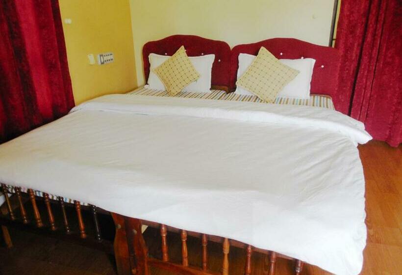 デラックスルーム, Pulari Gardens Varkala