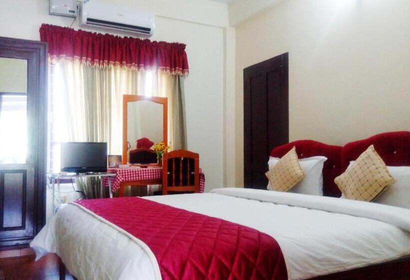 デラックスルーム, Pulari Gardens Varkala