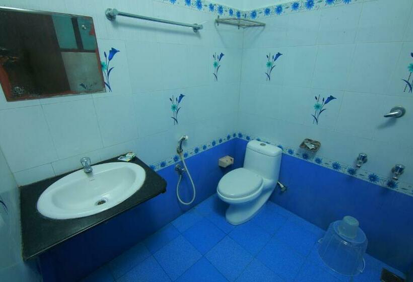 Номер Deluxe, Shalom Beach Residency