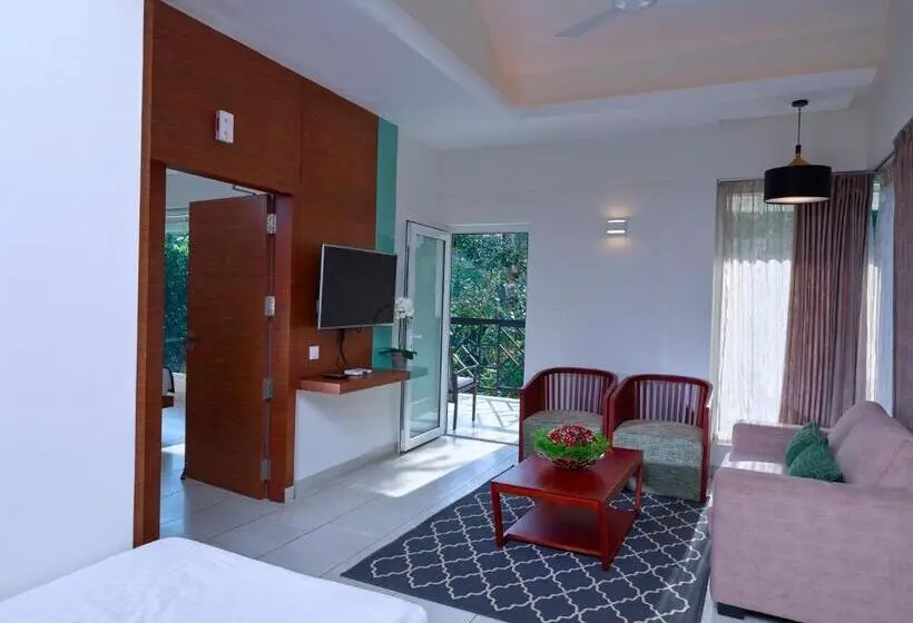 スイート（家族用）, The Woods Resorts Wayanad