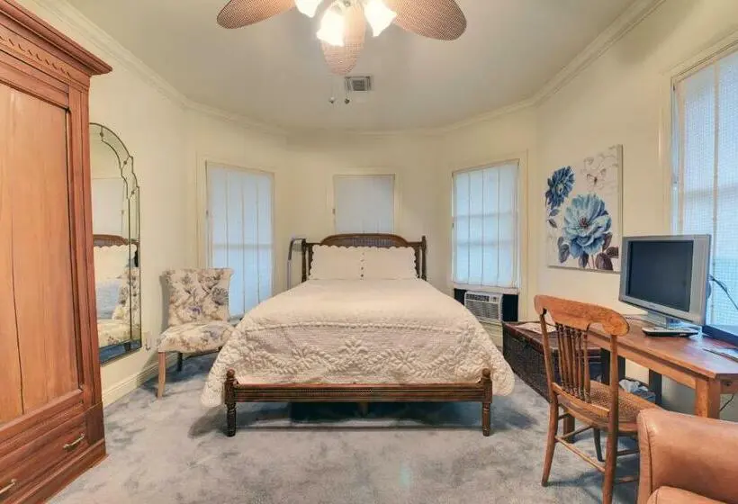 スタンダードルーム, A Chateau On The Bayou Bed & Breakfast