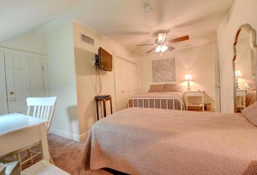 חדר סטנדרט, A Chateau On The Bayou Bed & Breakfast