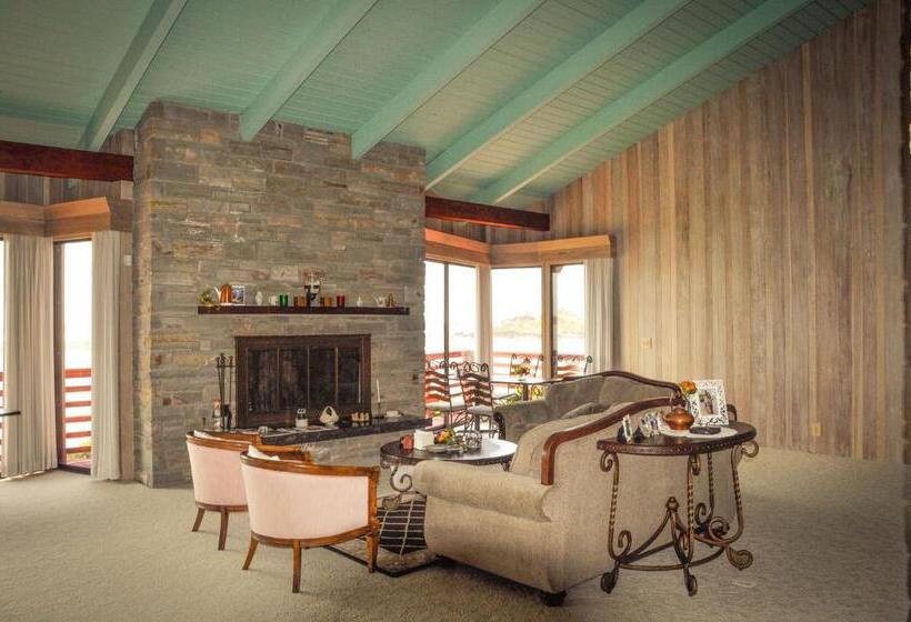 디럭스 룸, Arky S B&b