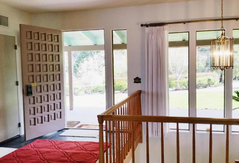 디럭스 스위트 바다 전망, Arky S B&b