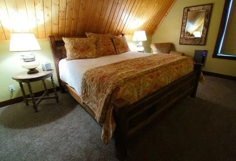 Deluxe-huone King-vuode, Fin And Feather Inn