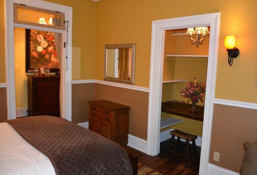 Номер Deluxe, Inn At 835 Boutique