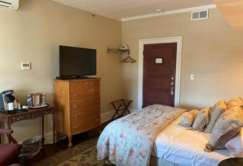 اتاق استاندارد با بالکن, Inn At 835 Boutique