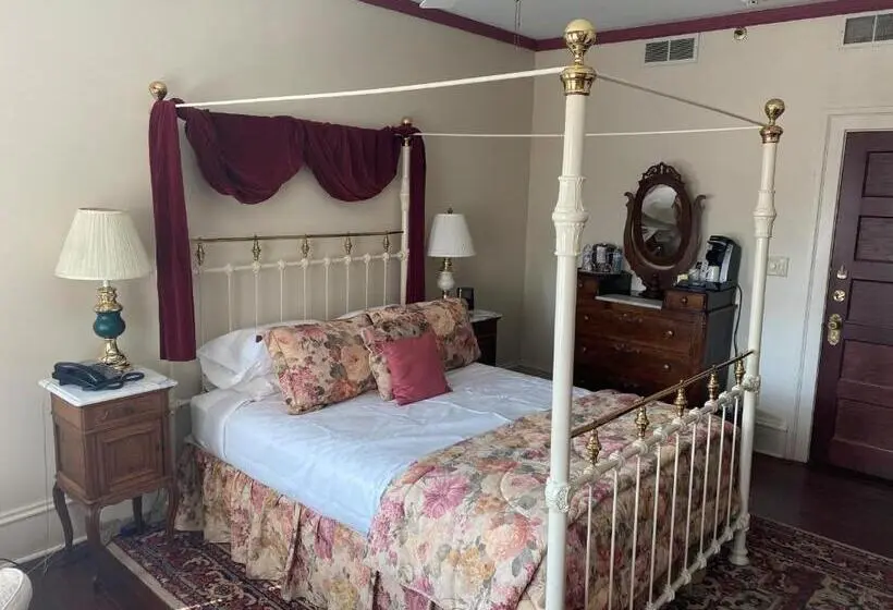 اتاق استاندارد با وان آب گرم, Inn At 835 Boutique