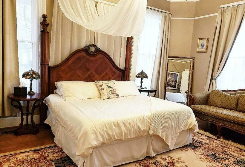 キングサイズベッドのスタンダードルーム, South Court Inn