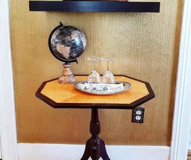 スタンダードルーム, South Court Inn