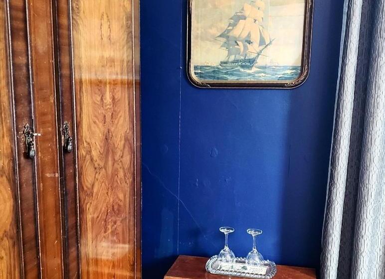 スタンダードルーム, South Court Inn