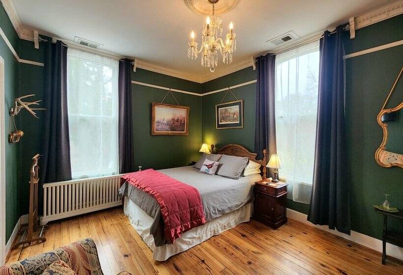 スタンダードルーム, South Court Inn