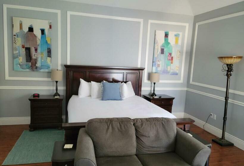 Люкс с Балконом, The Inn At 161