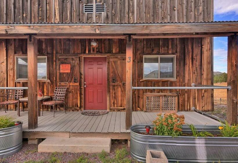 高级客房, Trapper's Rendezvous