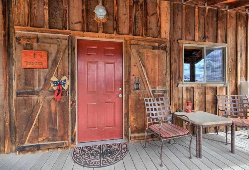 带大床的标准间, Trapper's Rendezvous