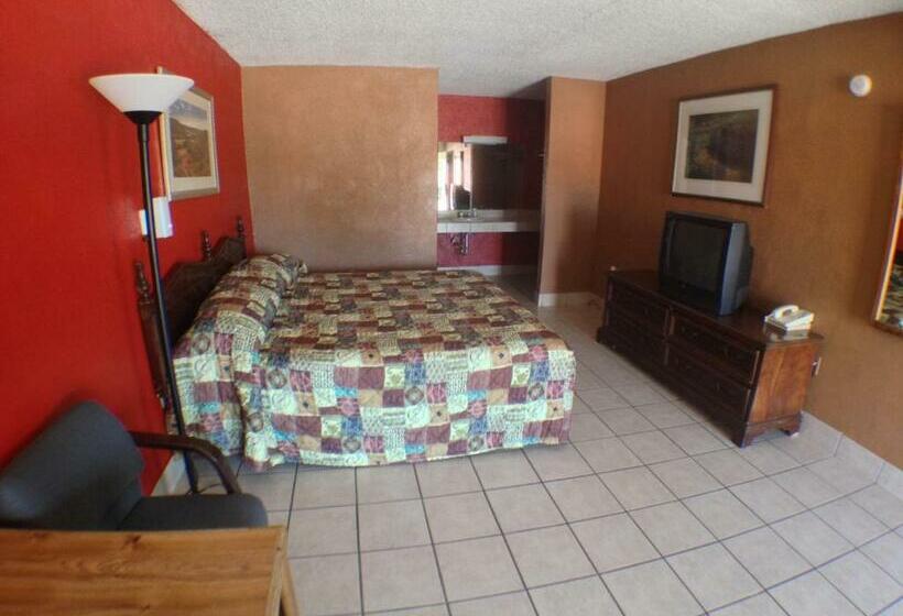 Номер Deluxe, Budget Inn Motel