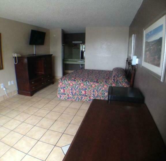 Номер Deluxe, Budget Inn Motel