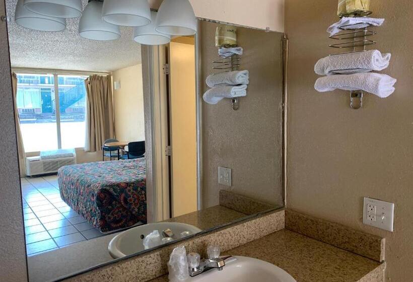 Стандартный Номер Кровать Кинг, Budget Inn Motel