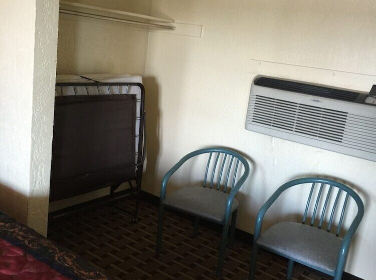 Номер Стандарт 2 Двуспальные Кровати, Encore Motel