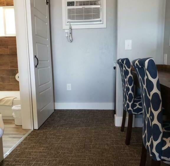 Номер Стандарт Вид на Горы, Flaming Gorge Resort
