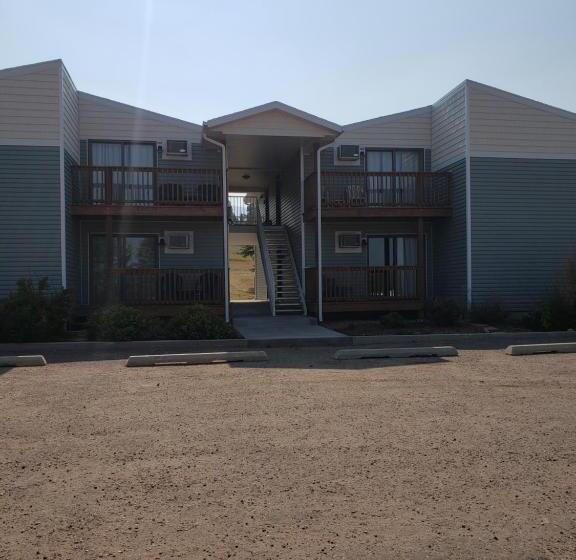 Люкс, Flaming Gorge Resort