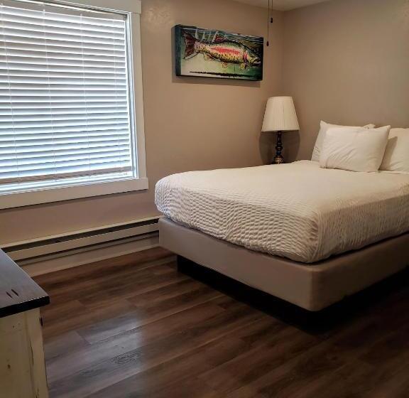 جناح عائلي, Flaming Gorge Resort