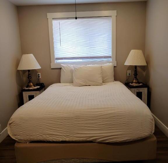 جناح عائلي, Flaming Gorge Resort