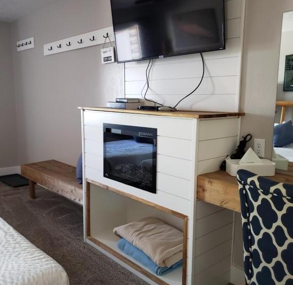Номер Deluxe с Балконом, Flaming Gorge Resort