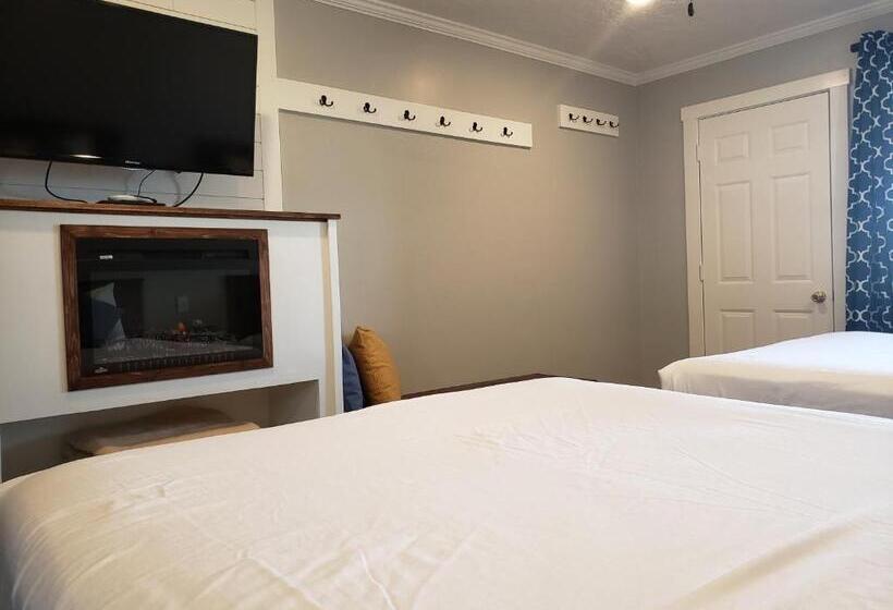 Номер Deluxe с Балконом, Flaming Gorge Resort