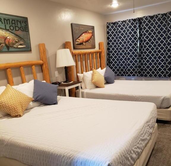 غرفة ديلوكس مزودة بشرفة, Flaming Gorge Resort