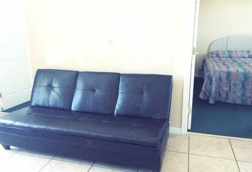 جناح, Hershey Motel