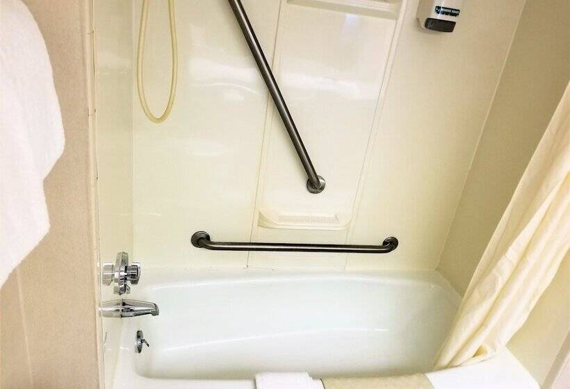 غرفه قياسيه سريرين مزدوجين, Abby Inn