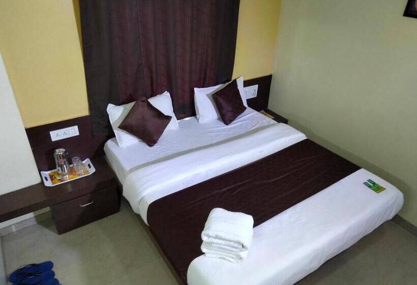 디럭스 룸, Avon International