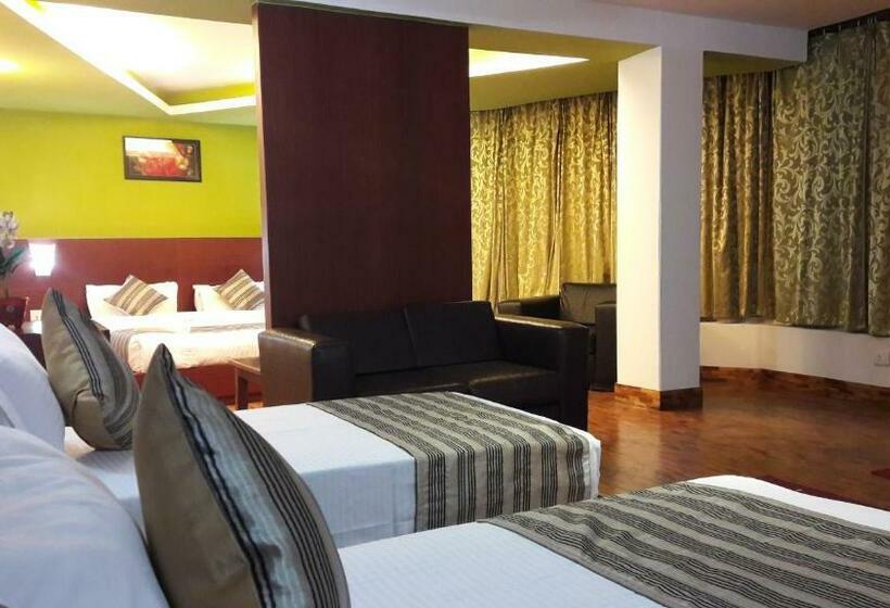 家庭套房, Le Primula