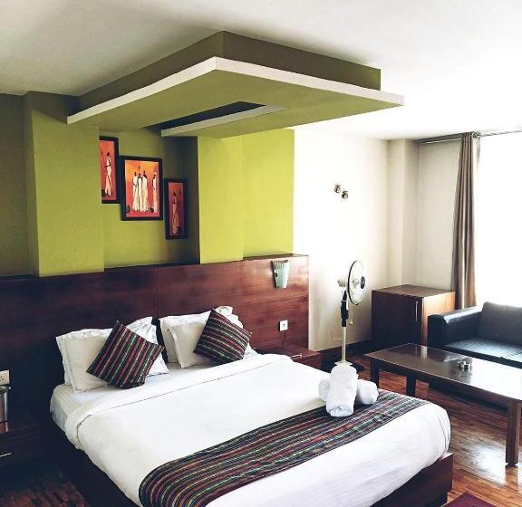 行政房间, Le Primula