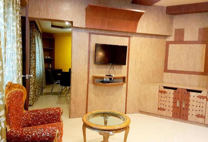 Juniorsviitti, Sidharth