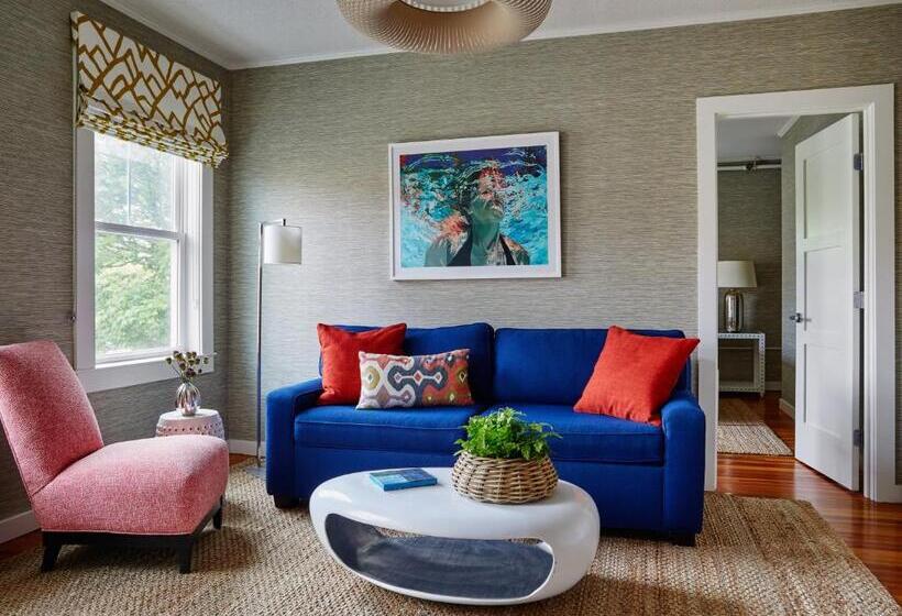 キングサイズベッドのジュニアスイート, The Attwater