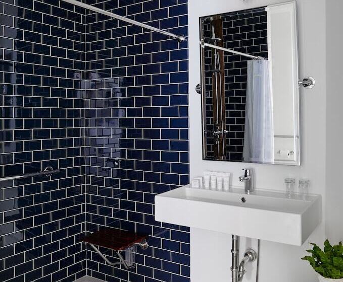 스위트, The Attwater