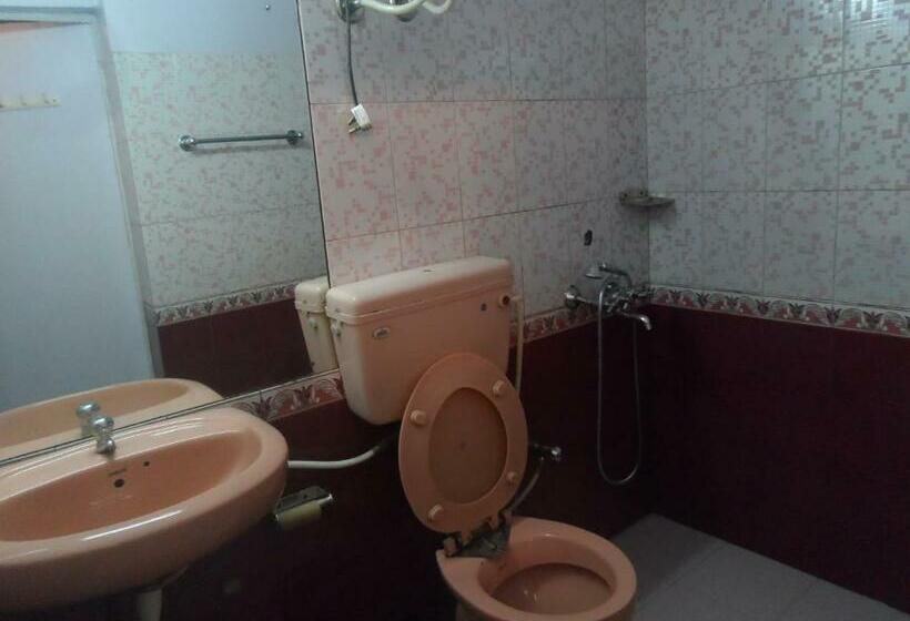 Семейный Номер Deluxe, Mcleodganj Bed & Breakfast