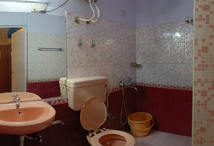 Семейный Номер Deluxe, Mcleodganj Bed & Breakfast